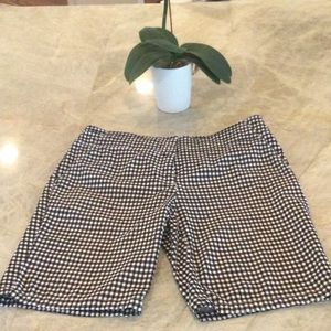 Izod Ladies Zip Front Stretch Golf Shorts